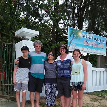 Nguyet Anh Guesthouse Lang Co Exterior photo