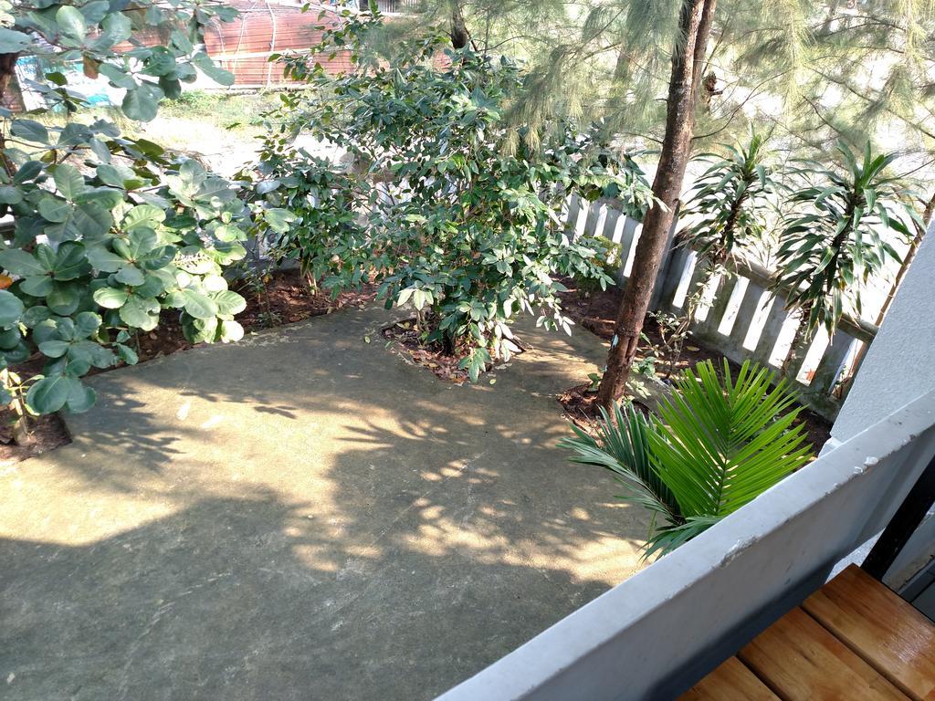 Nguyet Anh Guesthouse Lang Co Exterior photo