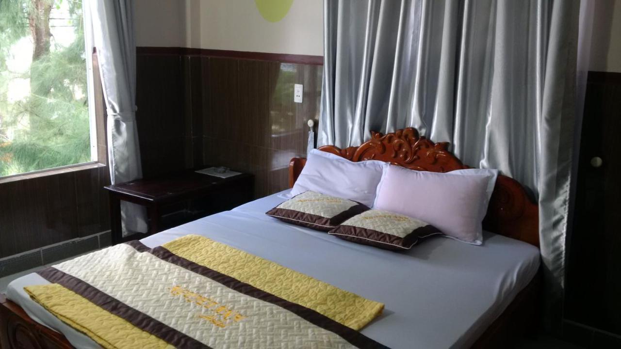 Nguyet Anh Guesthouse Lang Co Exterior photo